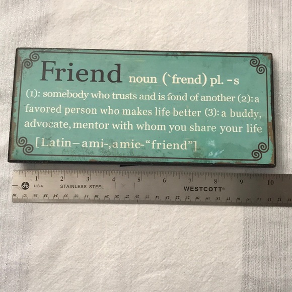 Home Decor Friend Sign - Picture 4 of 5